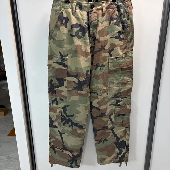 [SOLD OUT] 스투시 립스탑 서플러스 카모 카고 팬츠 30