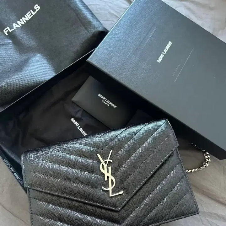 [BUNJANG] YSL Envelope Bag Silver Hardware / ys엔벨롭 백 실버 하드웨어 정품 팝니다 (사용감 적음)