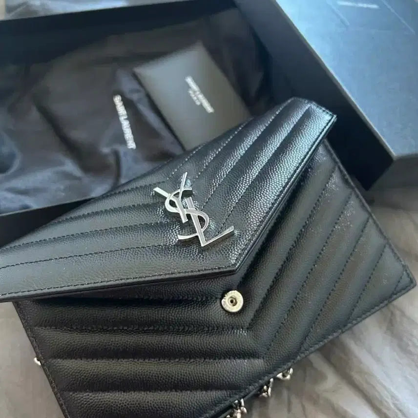 [BUNJANG] YSL Envelope Bag Silver Hardware / ys엔벨롭 백 실버 하드웨어 정품 팝니다 (사용감 적음)