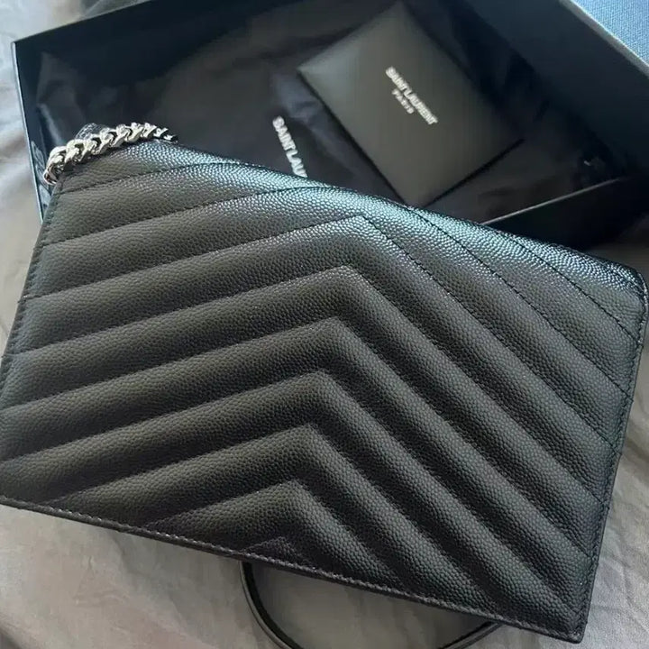 [BUNJANG] YSL Envelope Bag Silver Hardware / ys엔벨롭 백 실버 하드웨어 정품 팝니다 (사용감 적음)