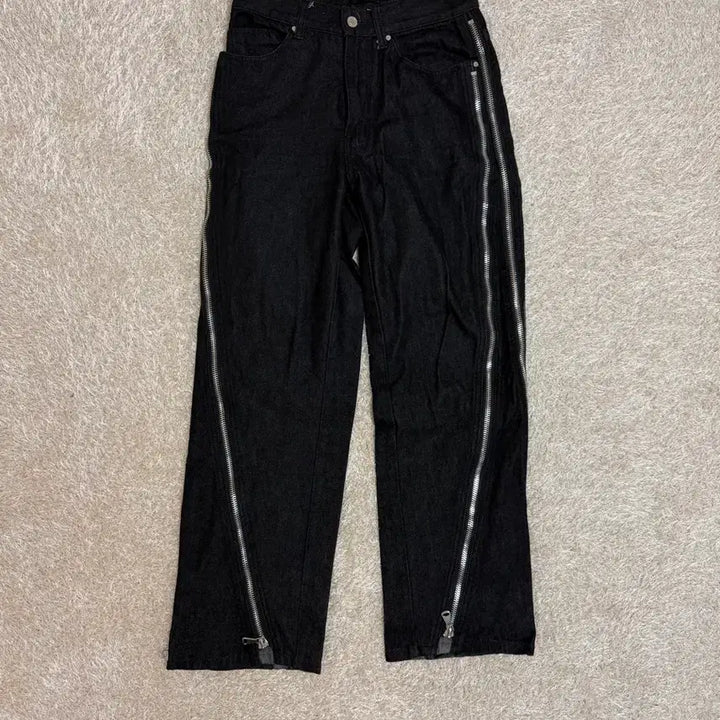 [BUNJANG] Massnoun Oblique MS Zipper Denim Jeans / 매스노운 오블리크 MS 지퍼 데님 M