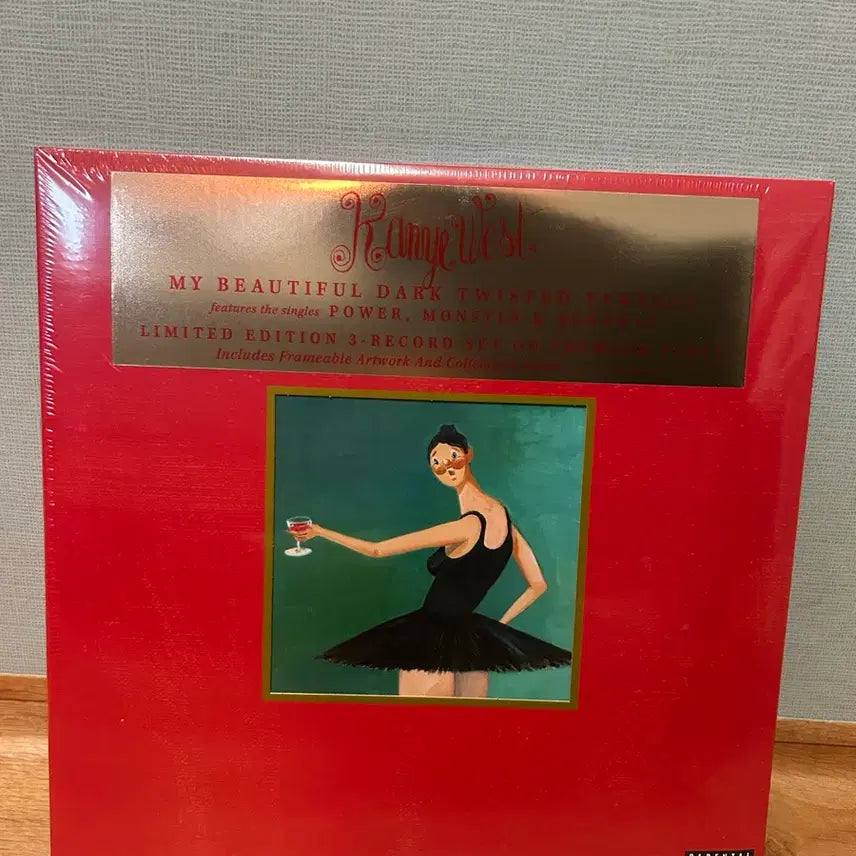 [BUNJANG] Kanye West My Beautiful Dark Twisted Fantasy 3LP Vinyl Record / LP Kanye West - My Beautiful Dark Twiste
