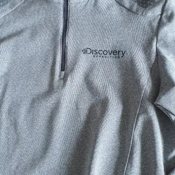 [BUNJANG] Discovery Gray Half-Neck Long Sleeve T-shirt (Women&