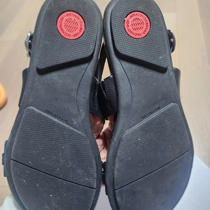 [SOLD OUT] 핏플랍 샌들
