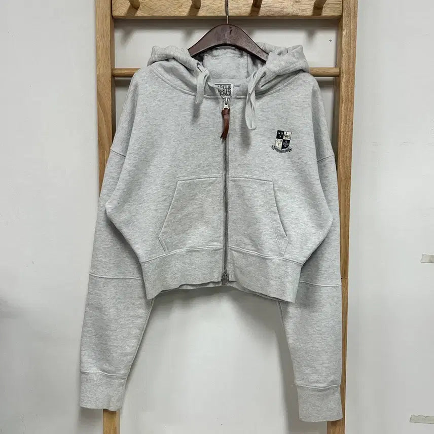 [BUNJANG] Marithe Francois Girbaud Emblem Logo Crop Hoodie Heather Grey / 마리떼 프랑소와 저버 엠블럼 로고 크롭 후드집업 헤더그레이