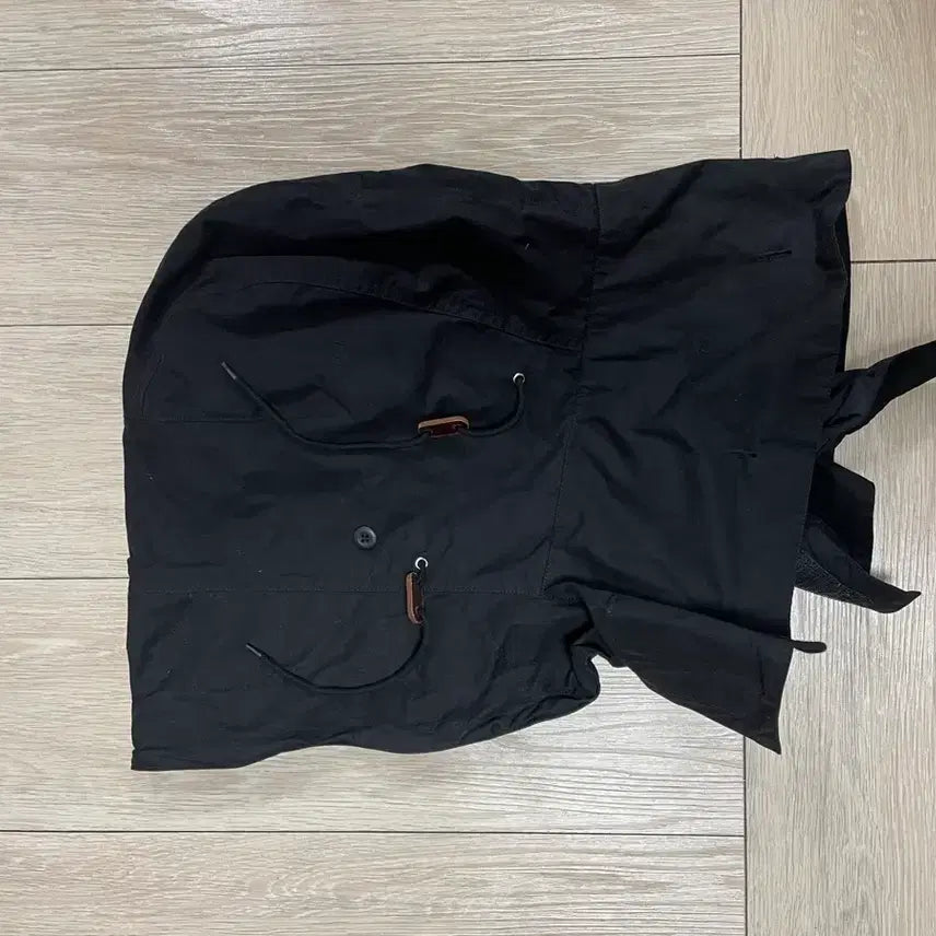 [BUNJANG] Outstanding Fishtail Hood Black / 아웃스탠딩 피쉬테일 후드 블랙