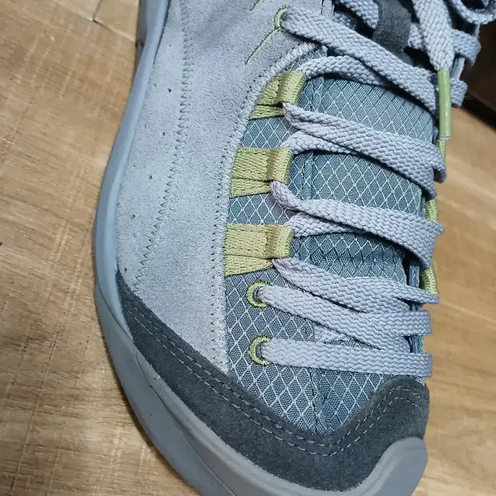 [BUNJANG] Millet Trekking Shoes Gray 265mm / 밀레 트레킹화 그레이 265mm
