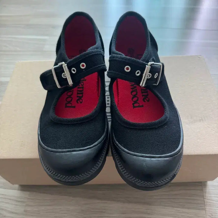 [BUNJANG] Vivienne Westwood Mary Jane Shoes / 비비안웨스트우드 블랙 메리제인 슈즈