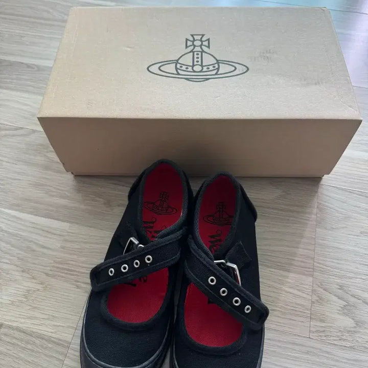 [BUNJANG] Vivienne Westwood Mary Jane Shoes / 비비안웨스트우드 블랙 메리제인 슈즈