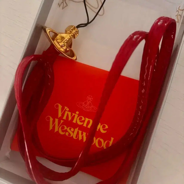 [BUNJANG] Vivienne Westwood Strap Keychain Phone Strap Le Vain Ont Poeto / 비비안웨스트우드 스트랩 키링 폰스트랩   르베인 온트 포에토