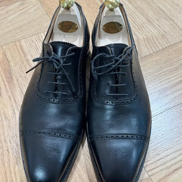 [SOLD OUT] 크로켓앤존스 웨스트번 블랙 8E
