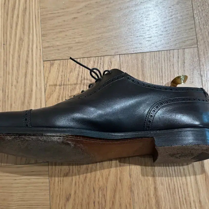 [SOLD OUT] 크로켓앤존스 웨스트번 블랙 8E