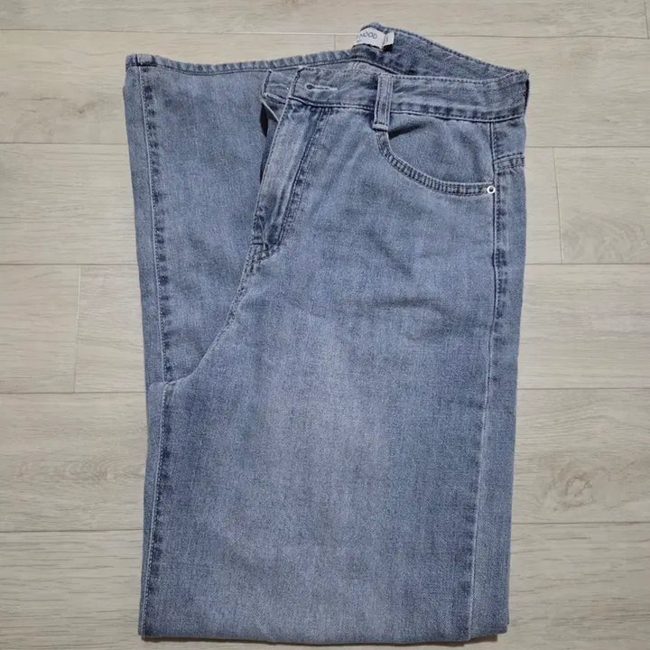 [BUNJANG] Slow and Lovely Today Summer Light Denim Pants (Light Blue) - M / 슬로우앤드 투데이 썸머라이트 데님팬츠 연중청 M