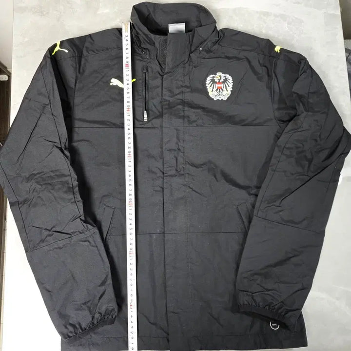 [SOLD OUT] 푸마 오스트리아 축구 대표팀 블랙 바람막이