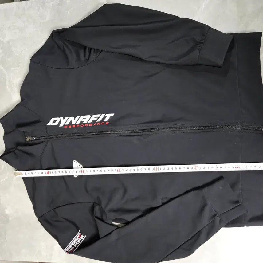 [SOLD OUT] 다이나핏 블랙 퍼포먼스 집업 자켓