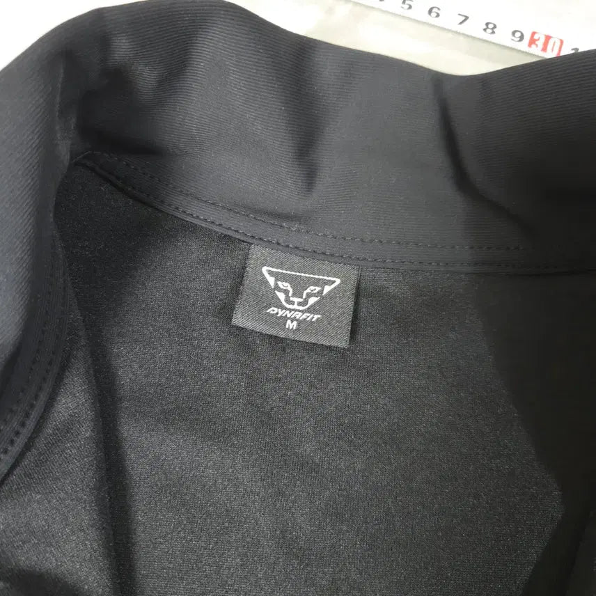 [SOLD OUT] 다이나핏 블랙 퍼포먼스 집업 자켓