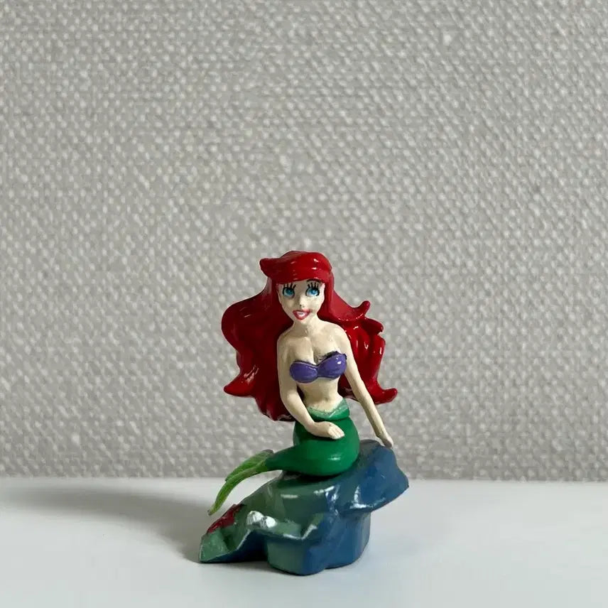 [BUNJANG] Disney Ariel Little Mermaid Choco Egg Figure / 디즈니 아리엘 인어공주 초코에그 피규어