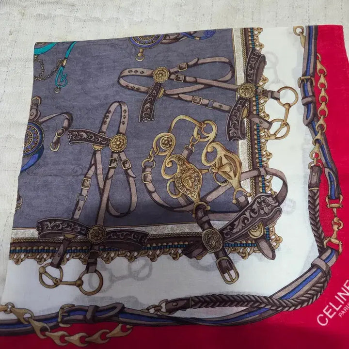[BUNJANG] Celine Belt Pattern Handkerchief / 셀린느 벨트 패턴 손수건 레드