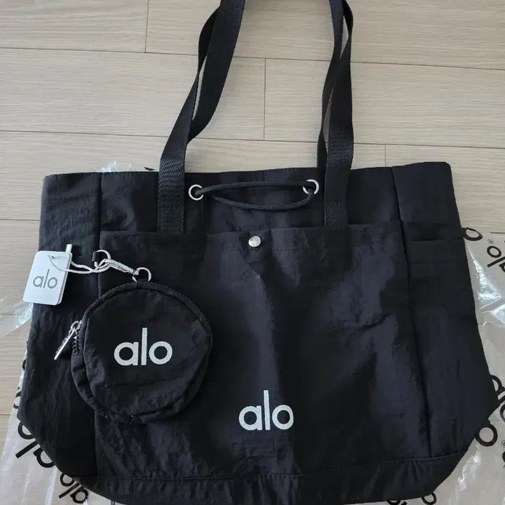 [SOLD OUT] (새상품) ALO 쇼퍼백