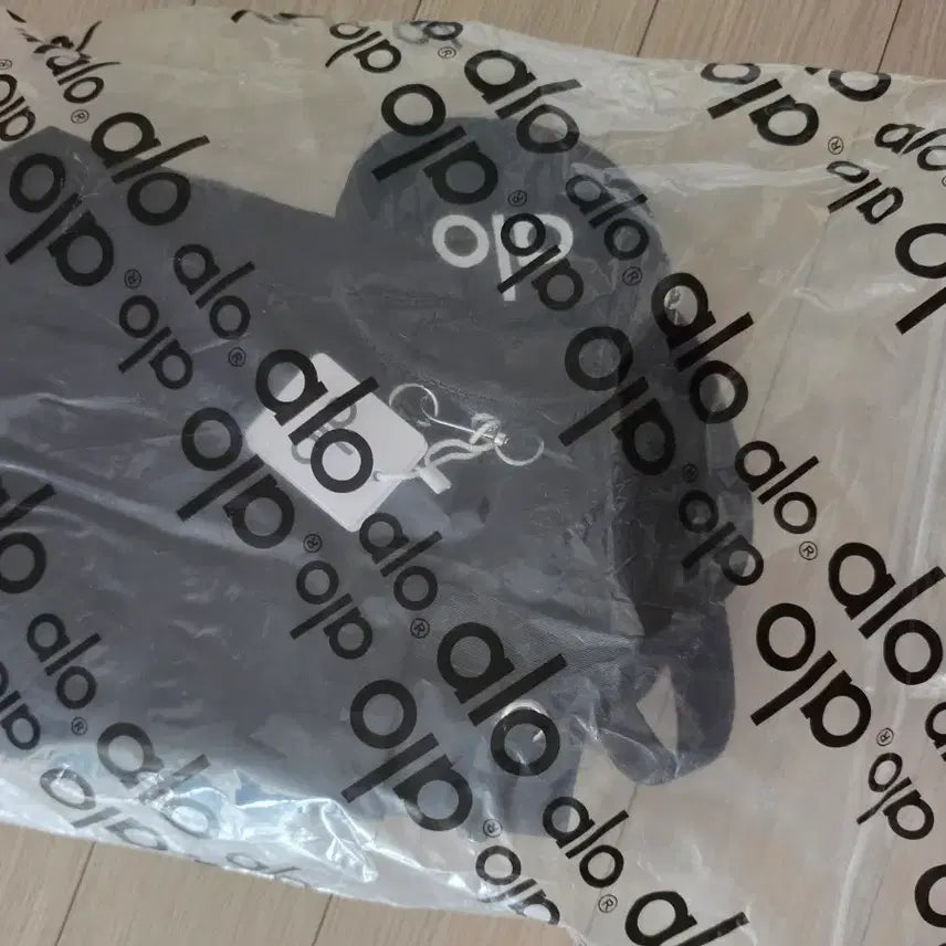 [SOLD OUT] (새상품) ALO 쇼퍼백