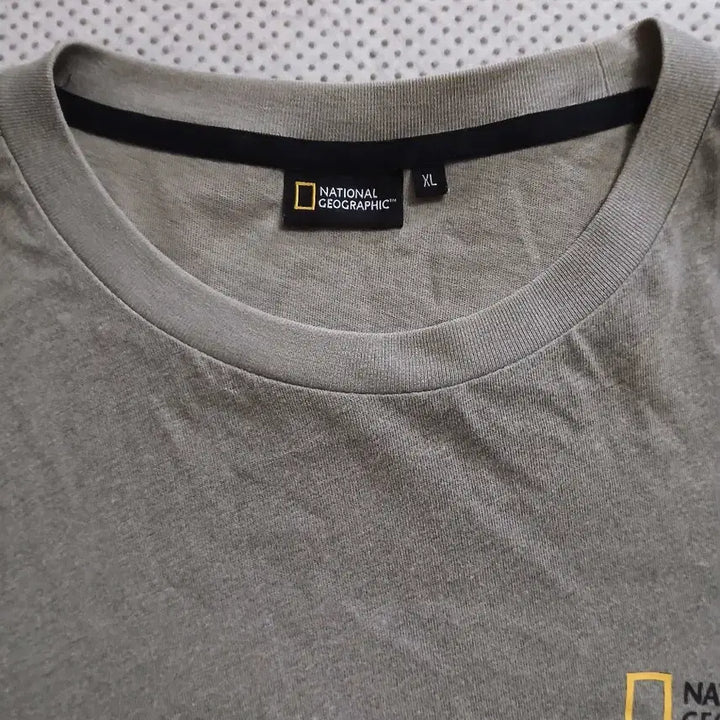 [SOLD OUT] 내셔널지오그래픽 반팔티 카키 XL