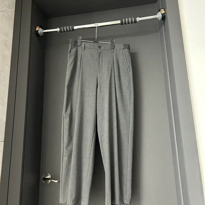[BUNJANG] Beaker Slacks / 비이커슬랙스