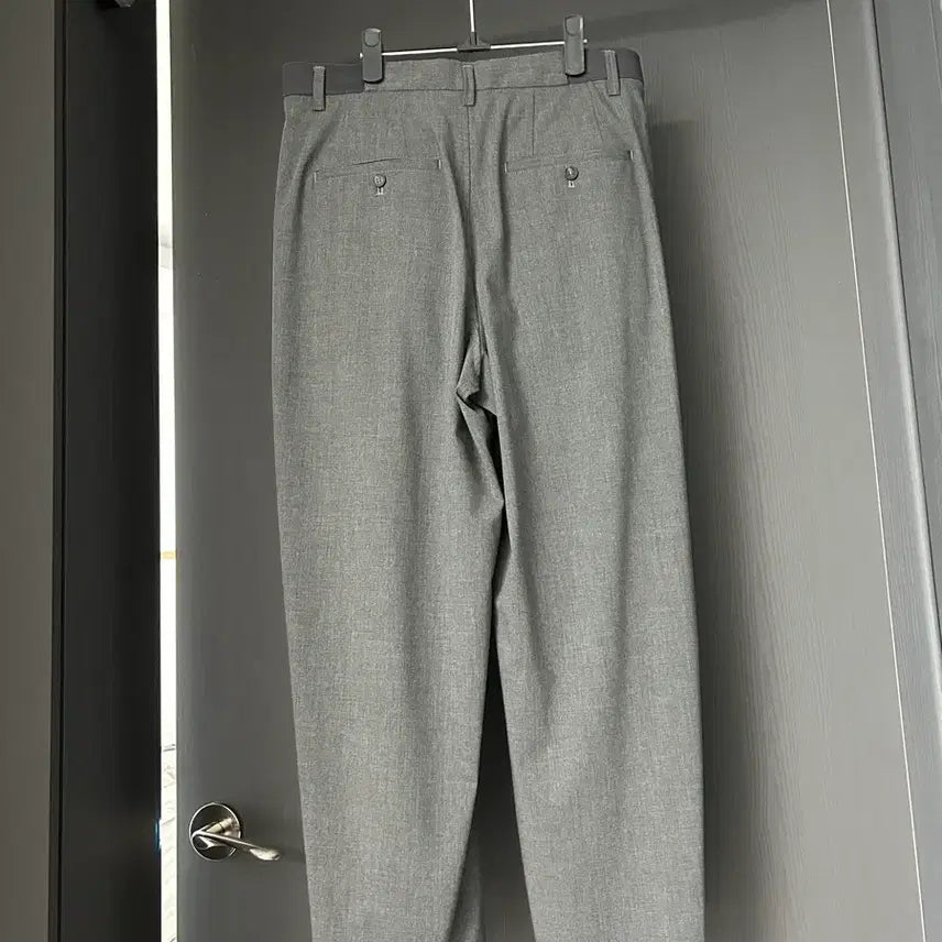 [BUNJANG] Beaker Slacks / 비이커슬랙스
