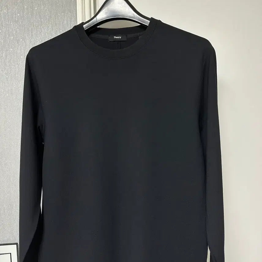 [SOLD OUT] 띠어리 릴레이저지 티셔츠 블랙 긴팔 S사이즈