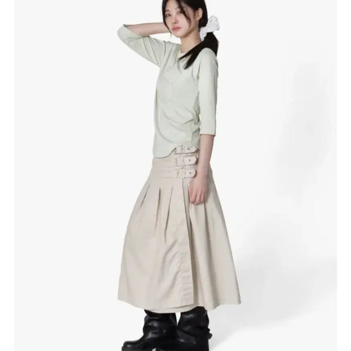 [BUNJANG] ESSAY Pleated Buckle Long Skirt / 에쎄이 / 플리츠 버클 롱스커트