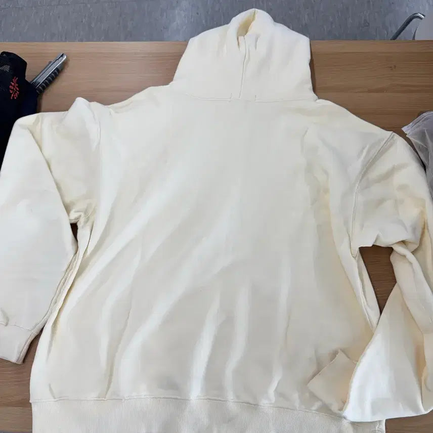 [BUNJANG] Sansan Ivory Hooded Sweatshirt / 산산 후드티 후디