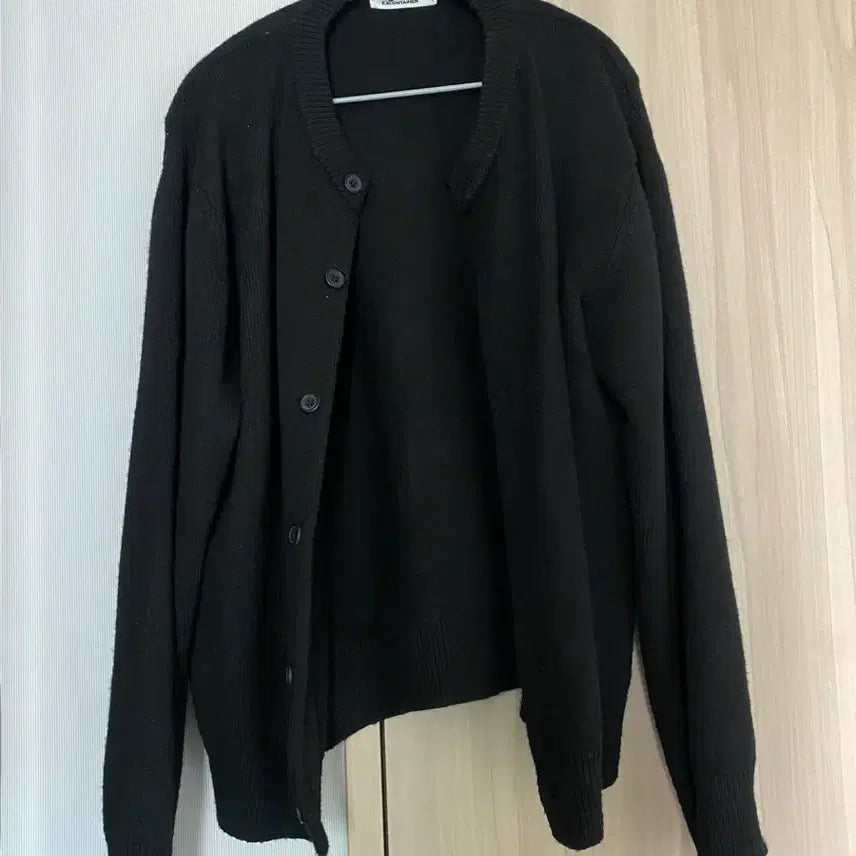 [BUNJANG] X Container Round Neck Black Cardigan (Size L) / (미사용제품) 엑스컨테이너 라운드넥 블랙 가디건 L