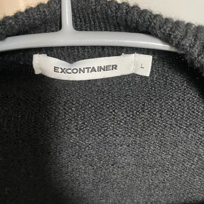 [BUNJANG] X Container Round Neck Black Cardigan (Size L) / (미사용제품) 엑스컨테이너 라운드넥 블랙 가디건 L