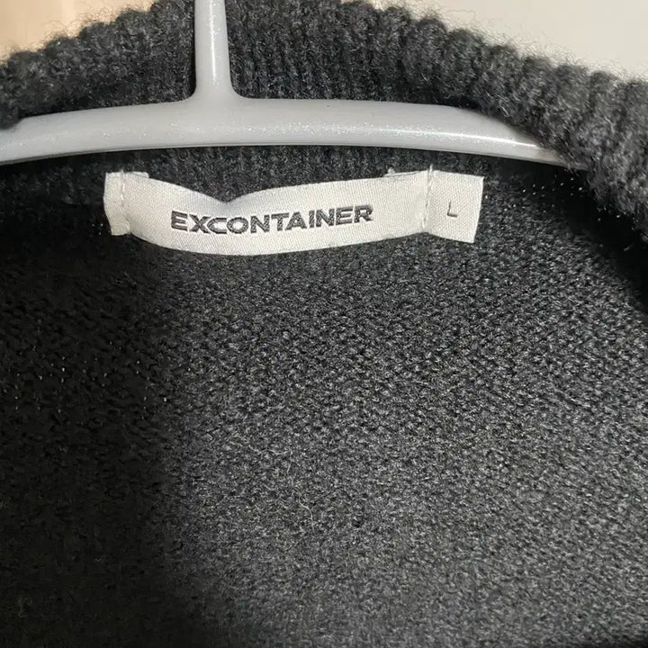 [BUNJANG] X Container Round Neck Black Cardigan (Size L) / (미사용제품) 엑스컨테이너 라운드넥 블랙 가디건 L