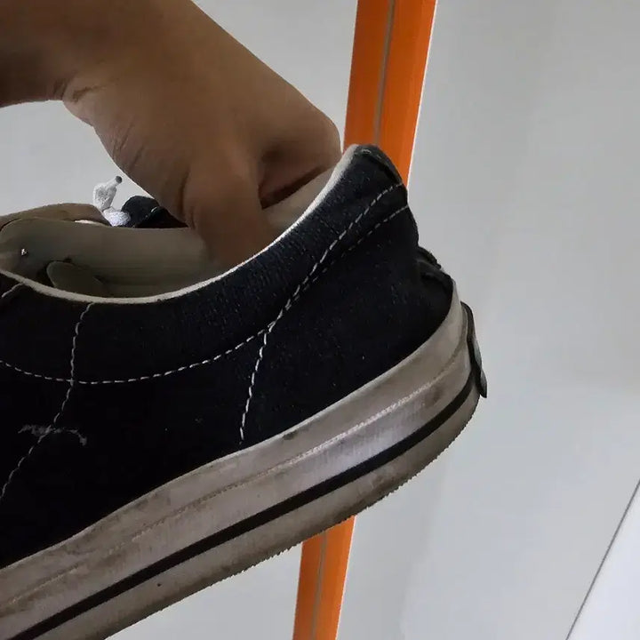 [BUNJANG] Converse x Stussy One Star Low Black Sneakers / 컨버스 x 스투시 원스타 로우 블랙 300