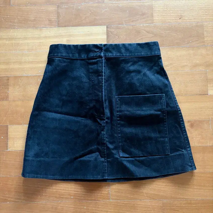 [BUNJANG] COS Black Corduroy Mini Skirt / COS 코스 미니 스커트 블랙 32 xs