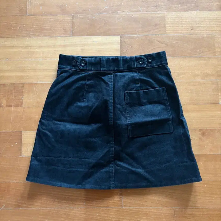 [BUNJANG] COS Black Corduroy Mini Skirt / COS 코스 미니 스커트 블랙 32 xs