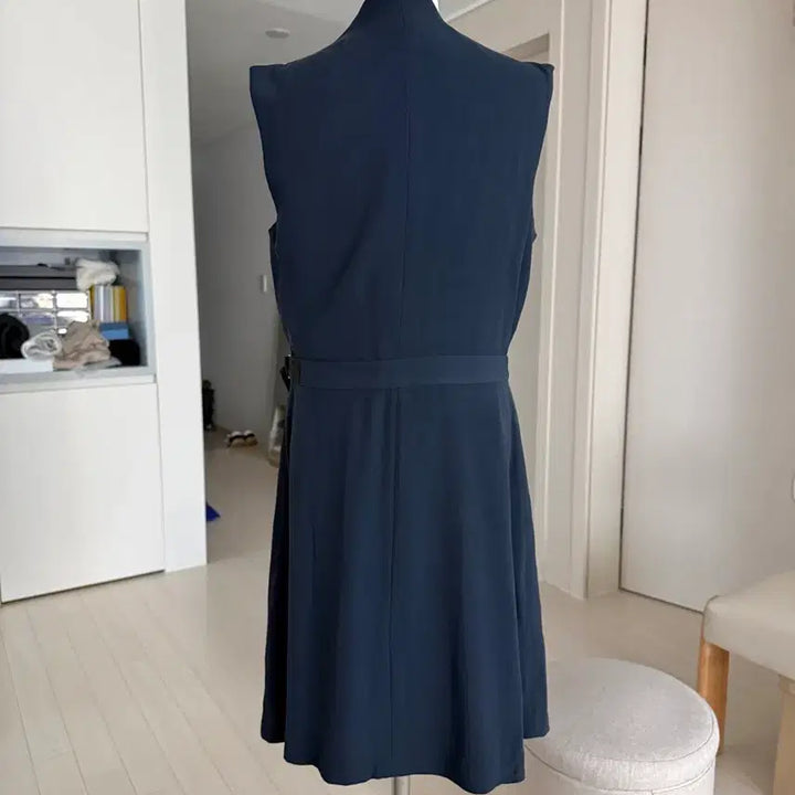 [SOLD OUT] 띠어리 네이비 랩 드레스