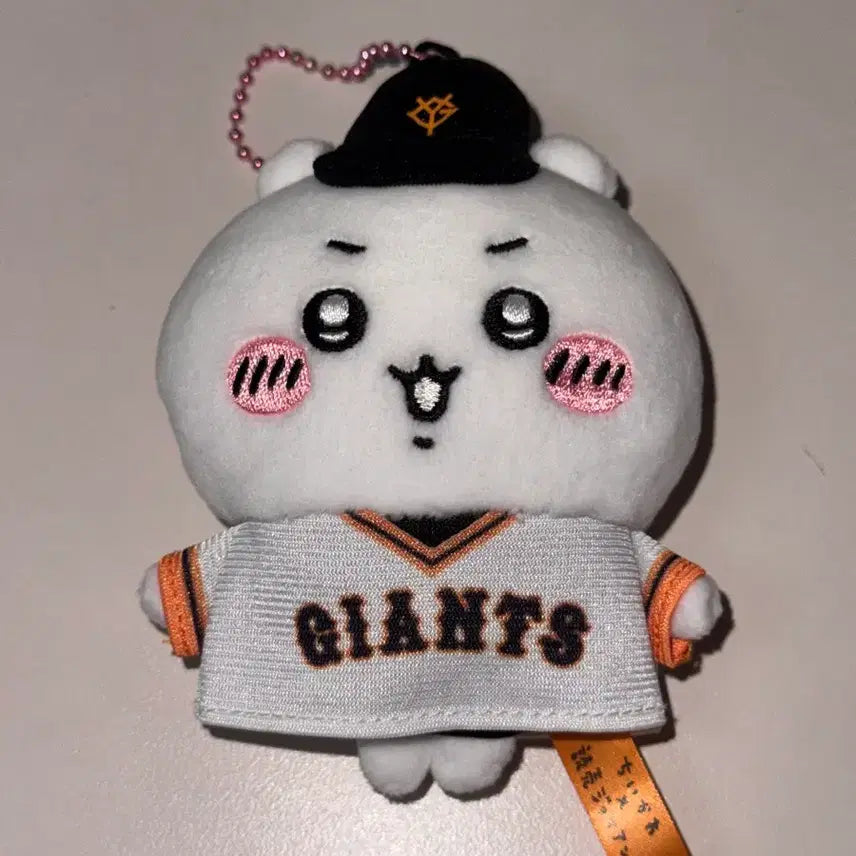 [BUNJANG] Chiikawa Giants Mascot Keychain / 치이카와 자이언츠 giants 마스코트 키링