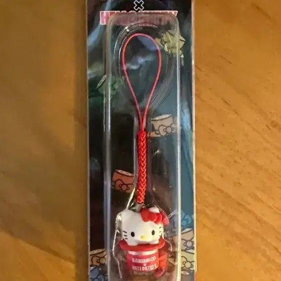 [BUNJANG] Kanjani Hello Kitty Collaboration Doll Strap / 칸쟈니  헬로키티 콜라보 인형 스트랩