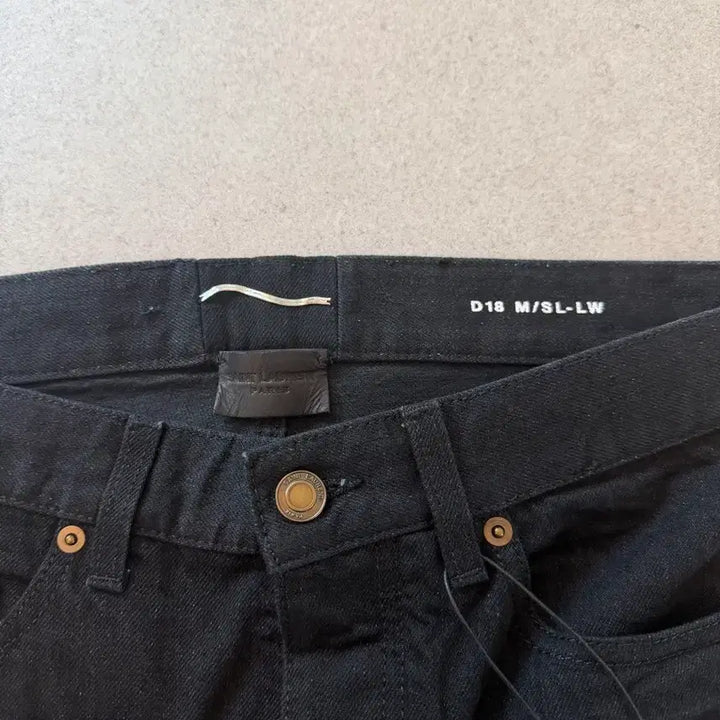 [BUNJANG] Saint Laurent Black Denim Pants Size 30 / 생로랑 블랙 데님 팬츠 새상품 30사이즈