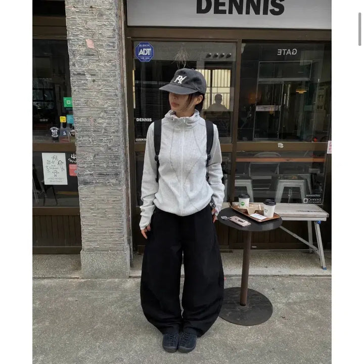 [SOLD OUT] 에이블리 문즈 스틱 절개 후드집업 백메란지