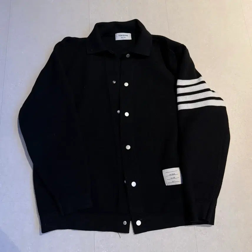 [SOLD OUT] 가격최종~ 톰브라운 블랙 가디건 4선 완장