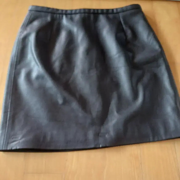 [BUNJANG] H&amp;M Black Leather Mini Skirt / H&amp;M 블랙 레더 스커트