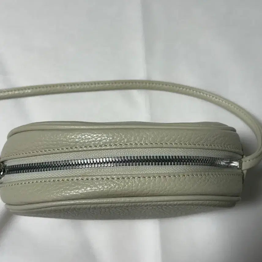 [BUNJANG] Minitmute Ari Bag Ivory / 미닛뮤트 아리백 아이보리