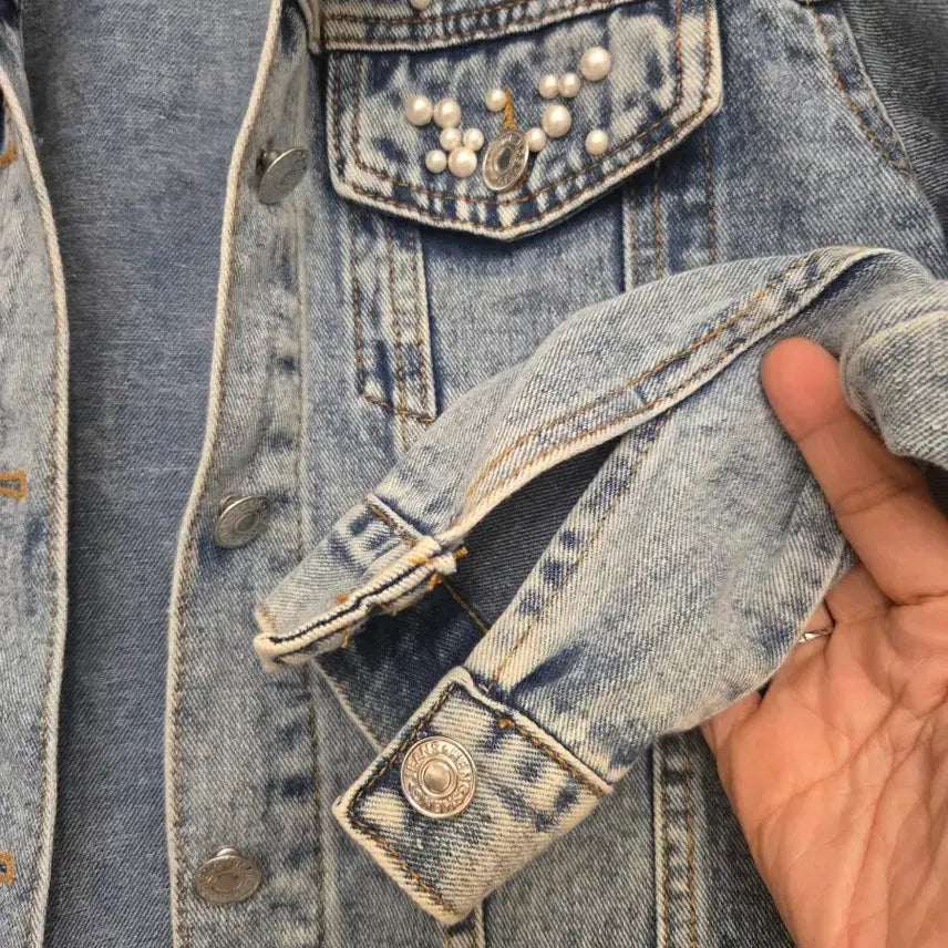 [BUNJANG] Denim Jacket with Pearl Embellishments / 진주 장식 데님 자켓