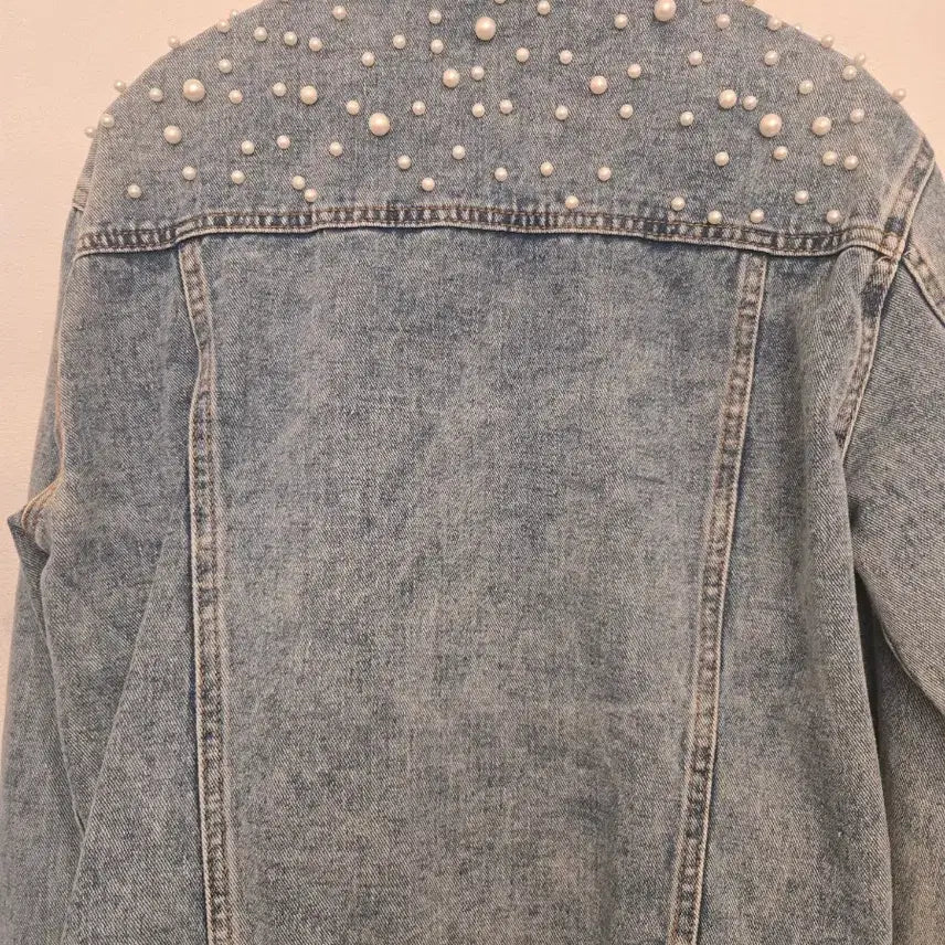 [BUNJANG] Denim Jacket with Pearl Embellishments / 진주 장식 데님 자켓