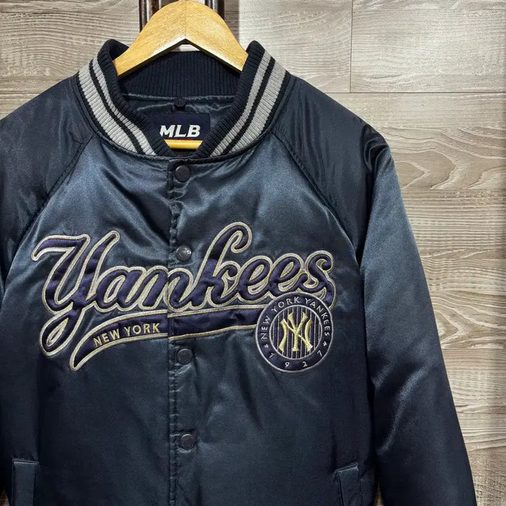 [BUNJANG] MLB Baseball Jacket / MLB 세팀 야구 점퍼 (np437