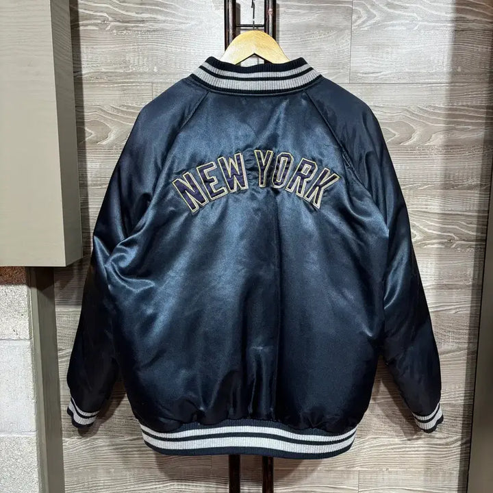[BUNJANG] MLB Baseball Jacket / MLB 세팀 야구 점퍼 (np437