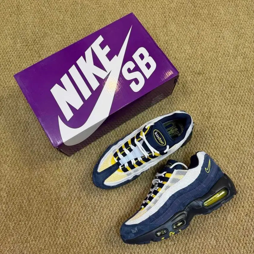 [BUNJANG] Nike Air Max 95 Navy Yellow / 에어 맥스 95 네이비 옐로우