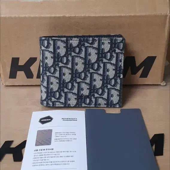 [SOLD OUT] 디올 오블리크 반지갑/지갑 정품S급(감정O)